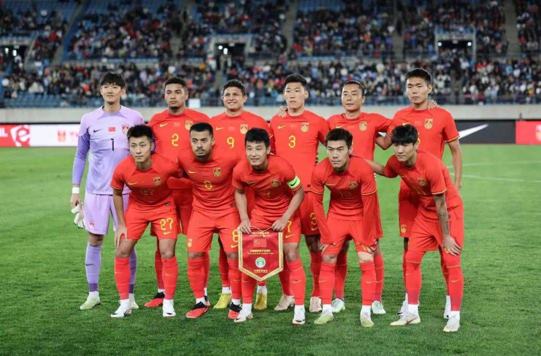 不过国米目前没有冬窗提前签下泽林斯基的打算，除非国米冬窗采取行动并提前签下泽林斯基，否则泽林斯基将履行完与那不勒斯本赛季到期的合同，然后在明夏自由转会加盟国米。
